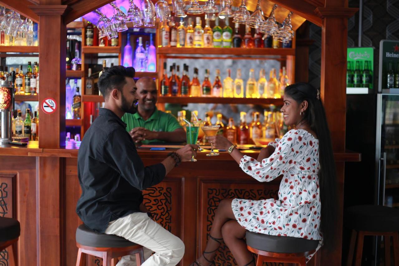 Saru Blue Sapphire Hotel Udawalawe Luaran gambar